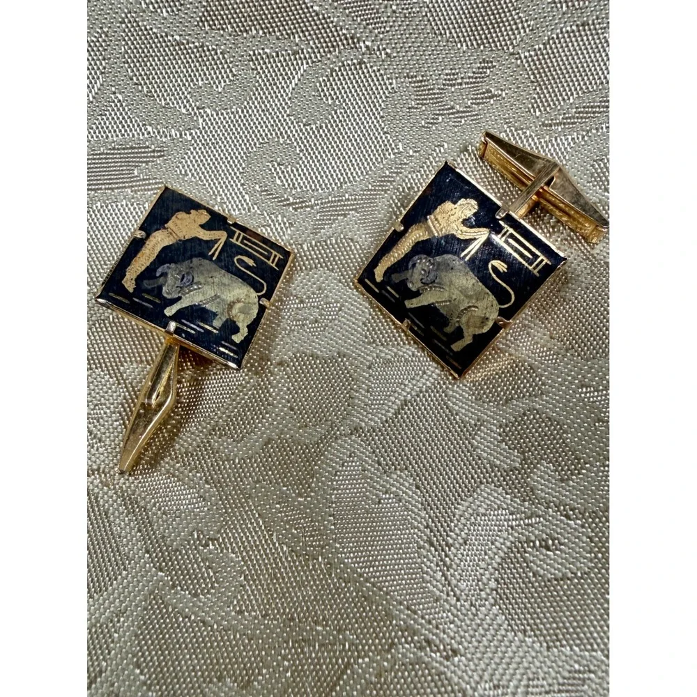 Vintage Damascene Bullfighter Cufflinks Gold Tone Matador Bull Square Spanish